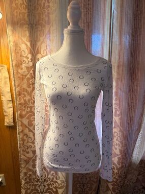Aeropostale White Long-Sleeve Scoop Neck Top with Navy Crescent Print